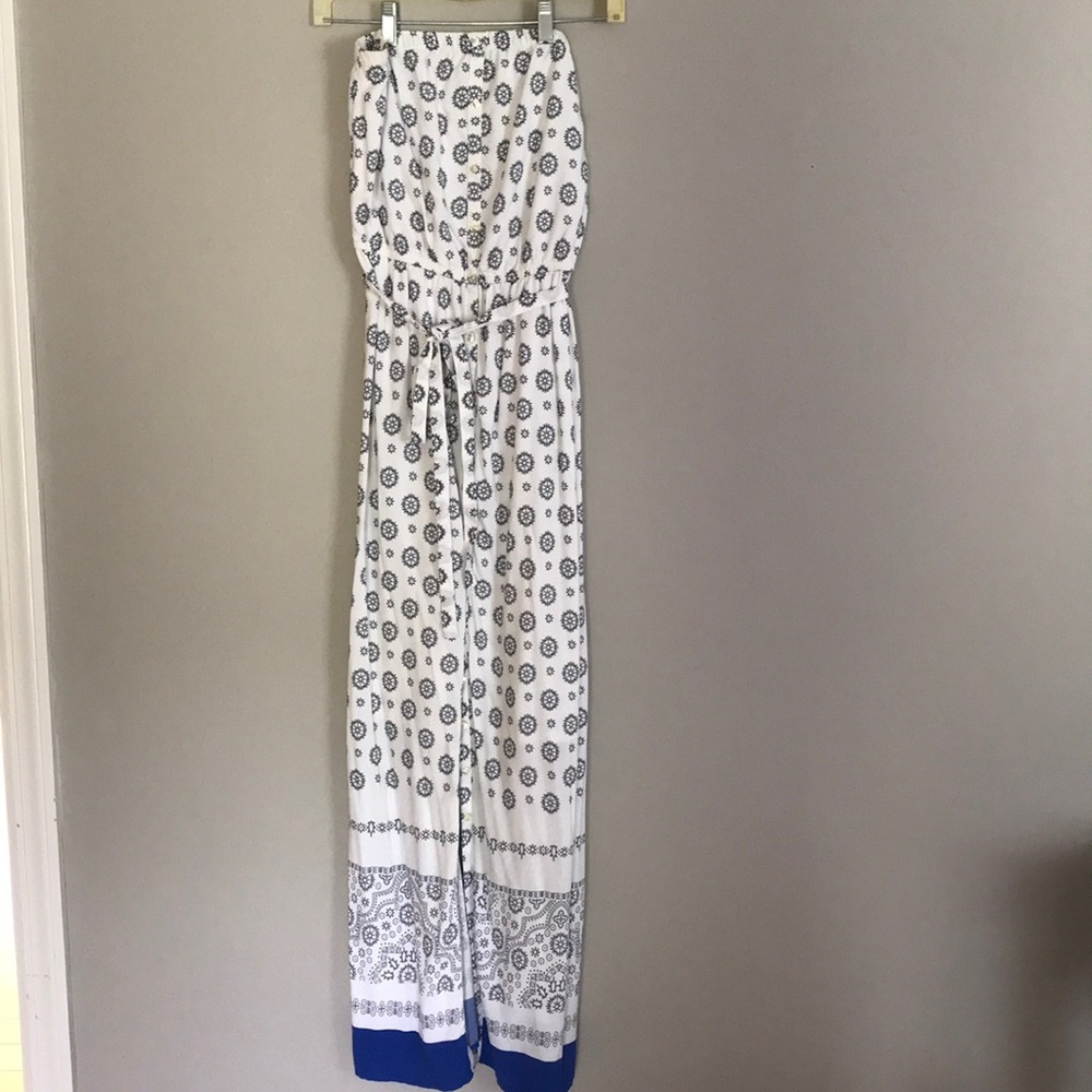 White patterned dress